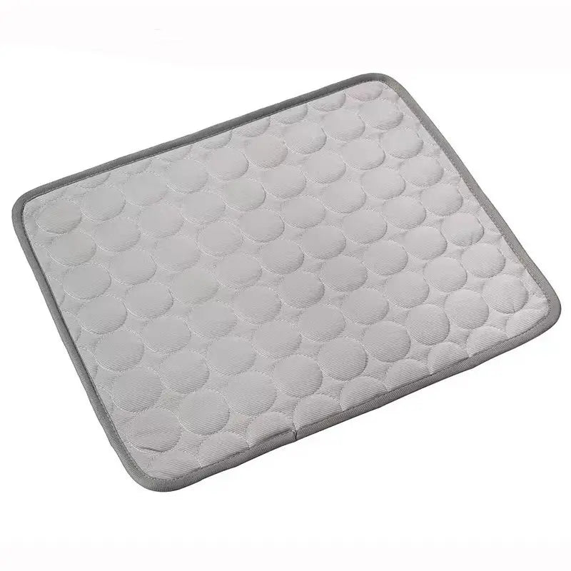 Pet Cooling Mat Cooling Ice Silk Mat for Dogs and Cats Anti-Bite Breathable Cooling Pad Ice Nest